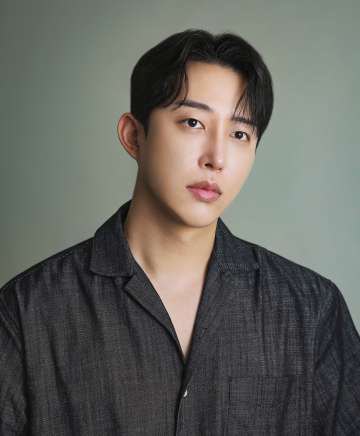 로니